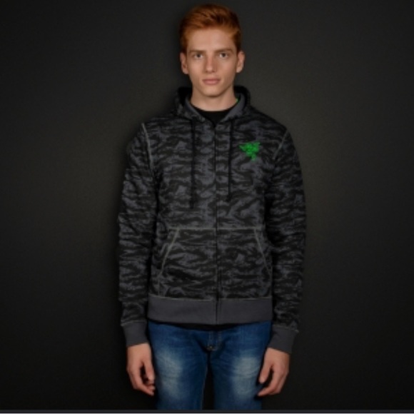 Razer black camo hoodie - Picture 3 of 3